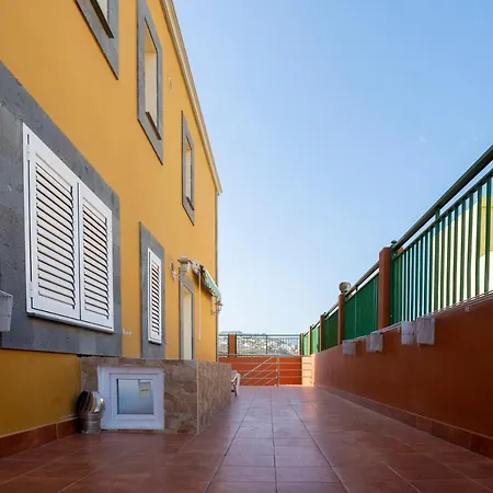 Apartamento Pino Apartment, Montana La Data
