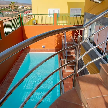 Apartamento Pino Apartment, Montana La Data
